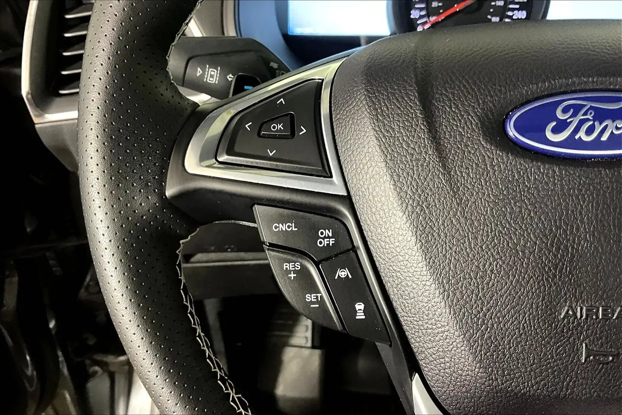 Ford Edge снимка Ford Edge