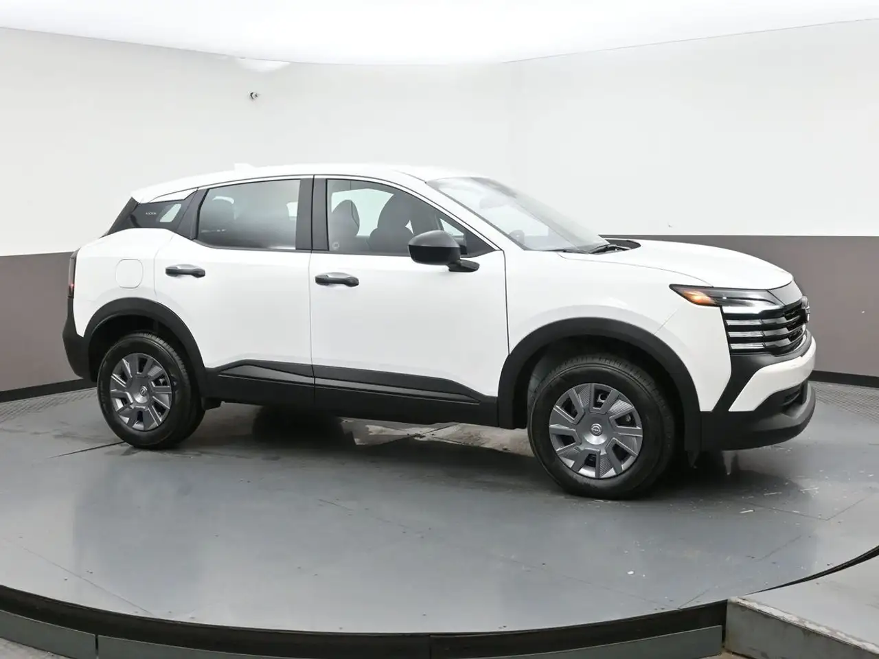 2025 Nissan Kicks