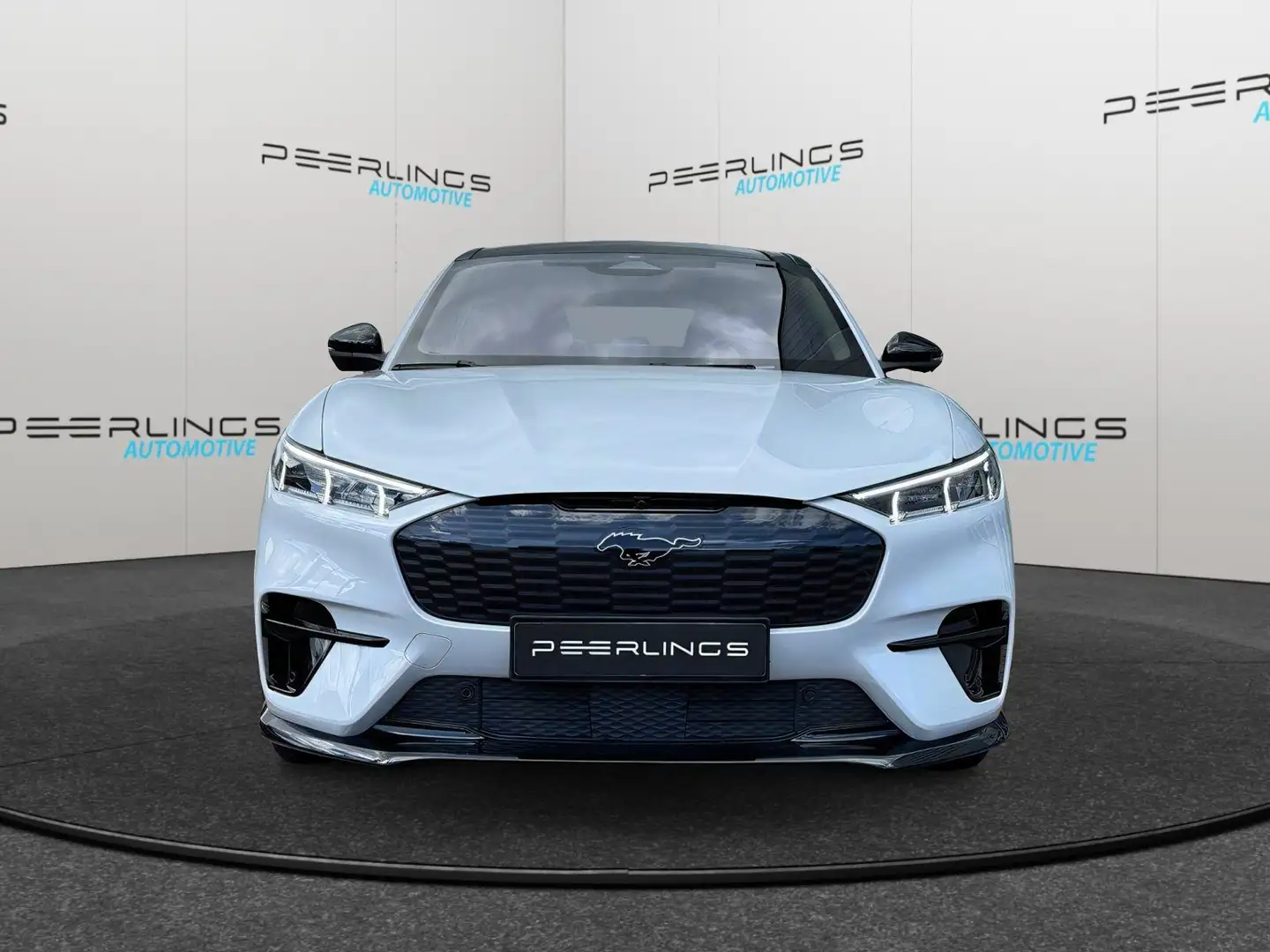 Ford Mustang Mach-E 91 kWh AWD GT Blanc - 2