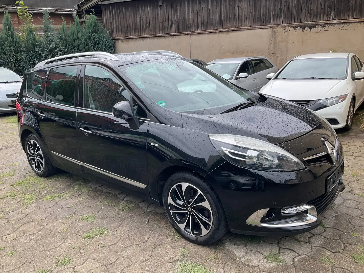 Renault Scenic dCi,BOSE, 7-Sitzer,Navi,Kamera,PDC,AHK,2xAlu Noir - 1