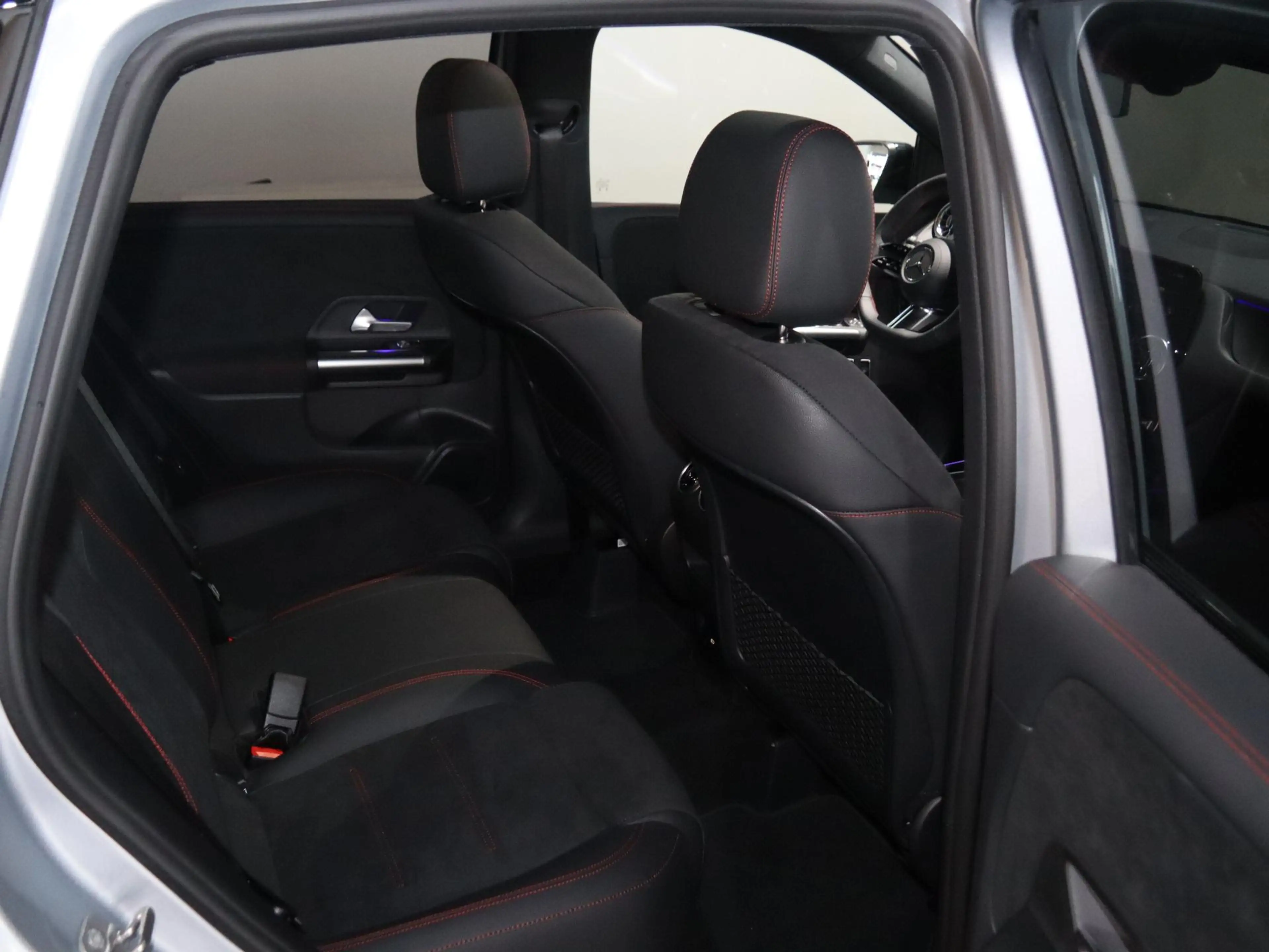 Mercedes-Benz B 250 250e Business Solution AMG | Panoramaschuifdak | N — photo 8