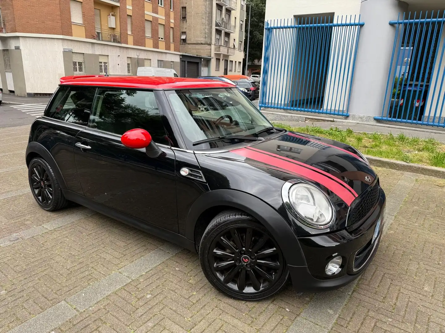 MINI Cooper Mini 1.6 Cooper 50 Camden 120cv Fekete - 1