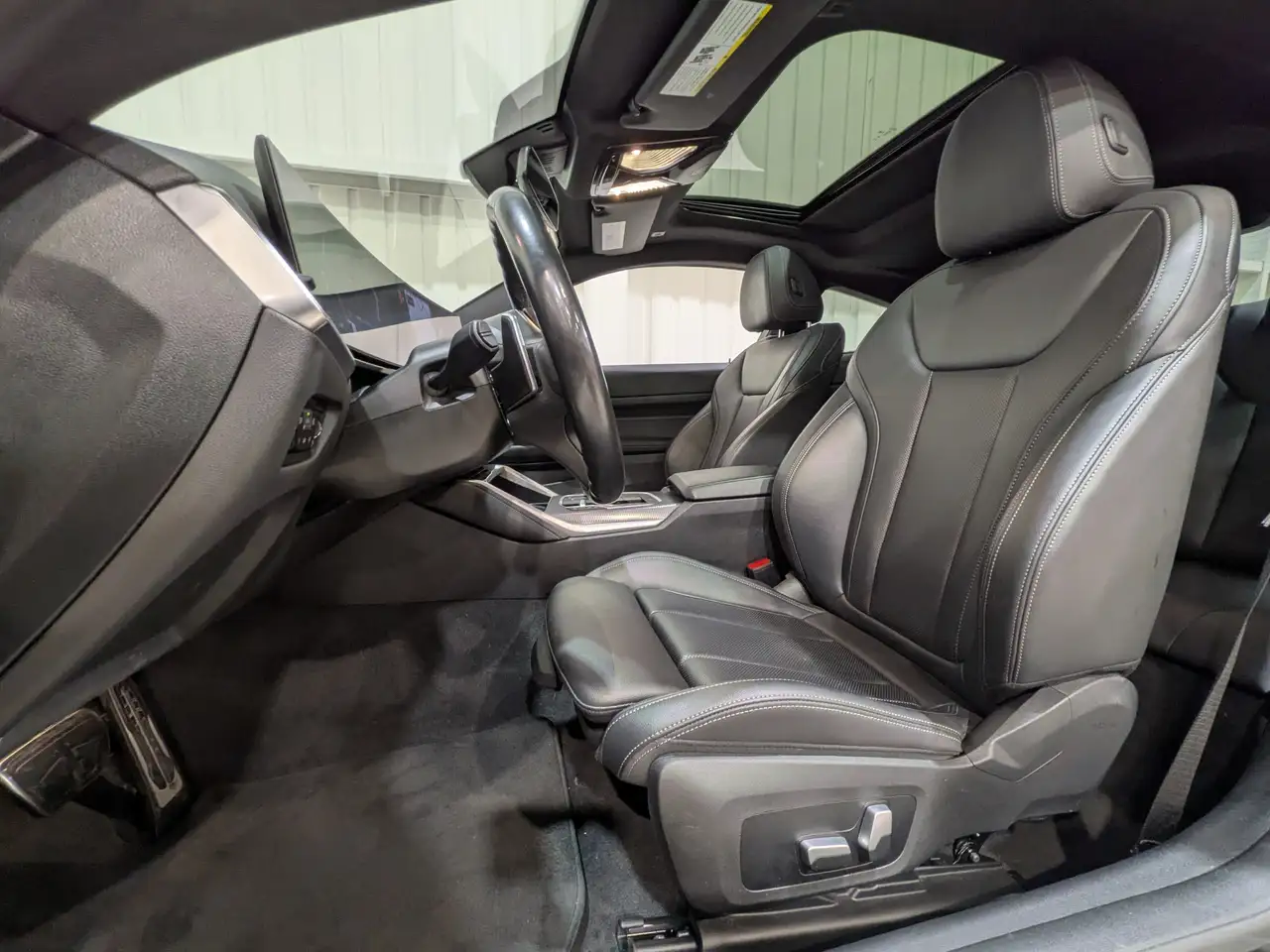 BMW 4 Series снимка BMW 4 Series