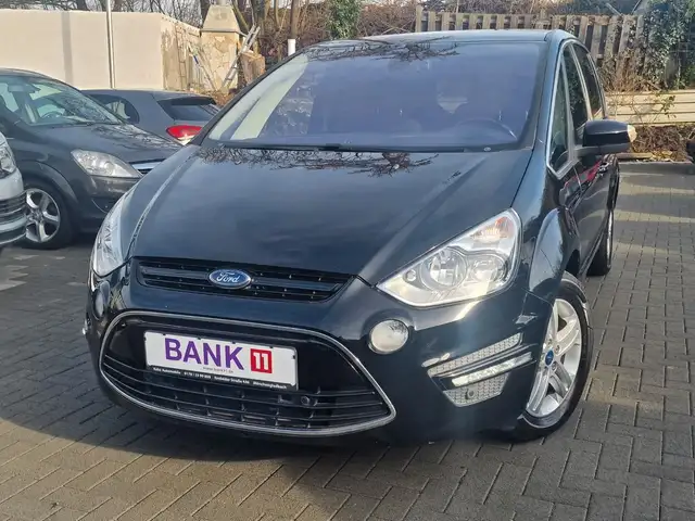 Ford S-Max Titanium -PDC/AHK/Garantie-