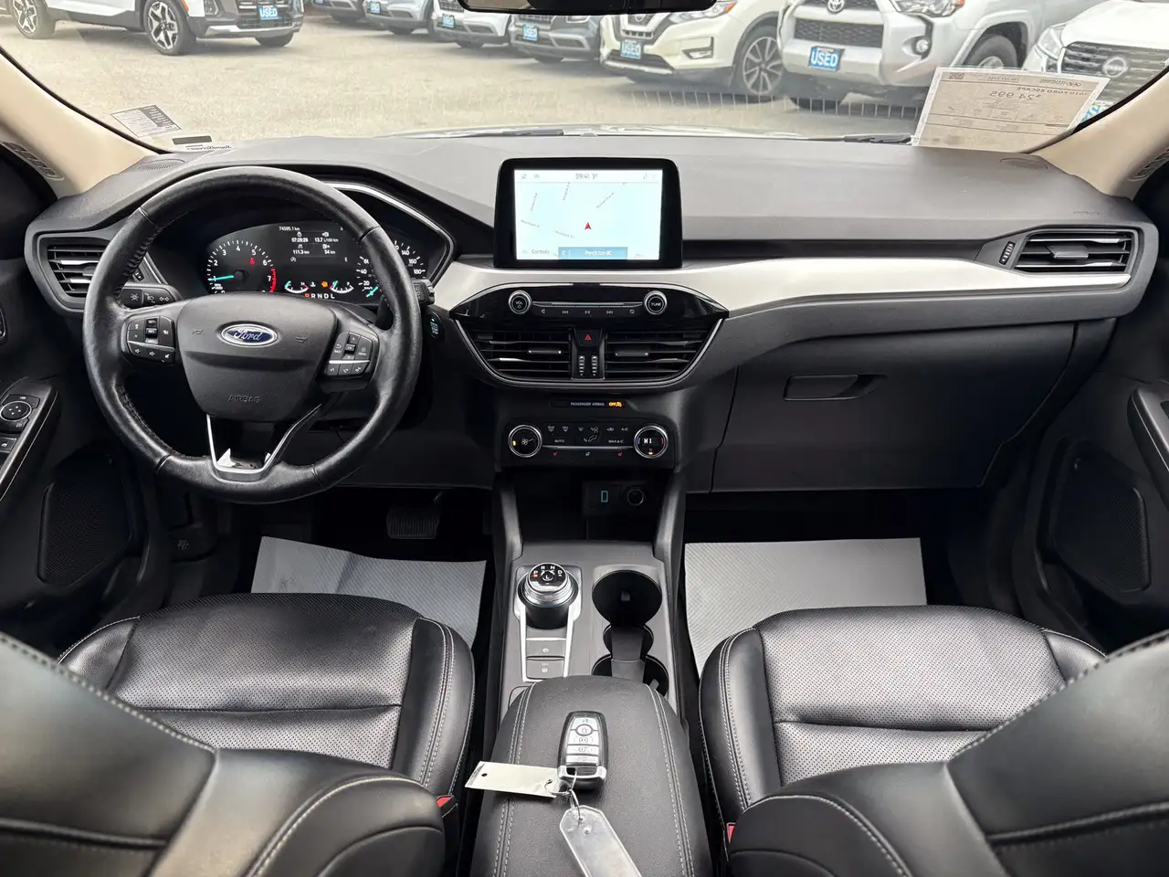 Ford Escape снимка Ford Escape