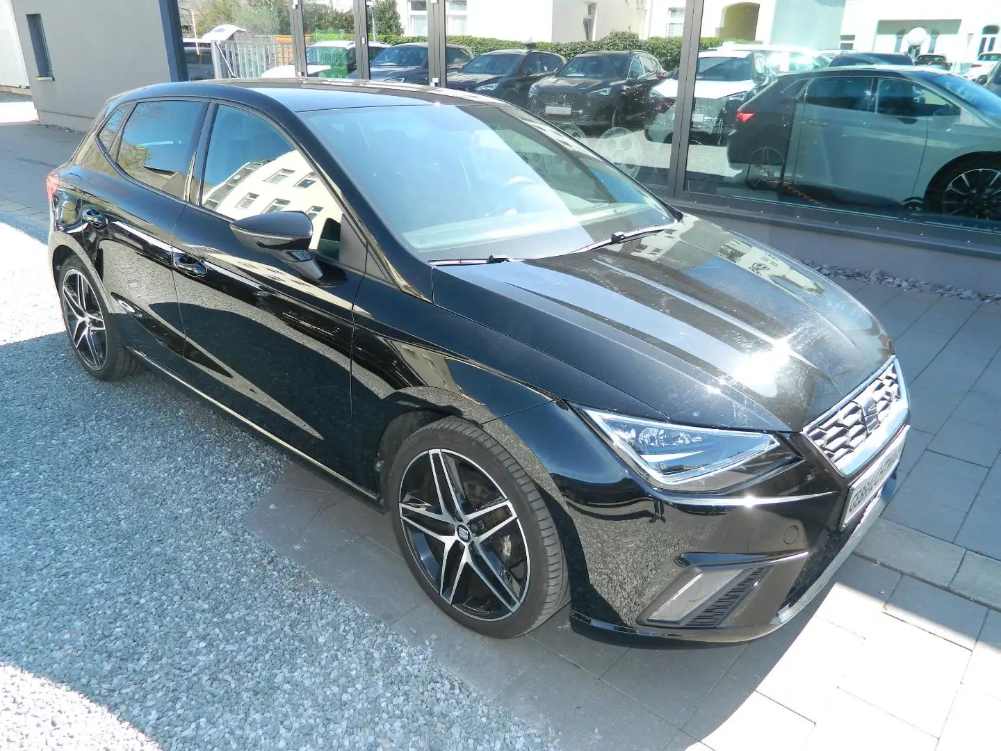 SEAT Ibiza FR 1.0 TSI PDC v+h/BEATS Audio/DynamicaP/VollLED/S Noir - 1