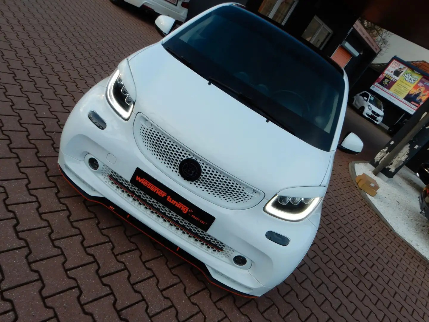 smart forTwo coupe Brabus ,Xclusive, LED White - 1