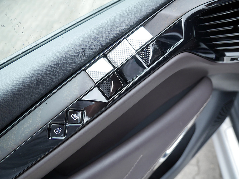 DS Automobiles DS 4 E-TENSE 225 La Premiere MATRIX-LED 360° — photo 10