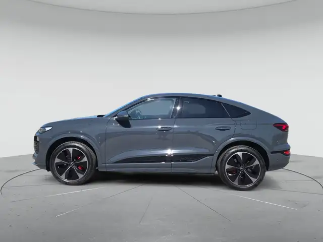 Audi Q6 E-Tron view 6