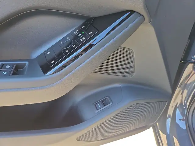 Audi Q6 E-Tron view 11