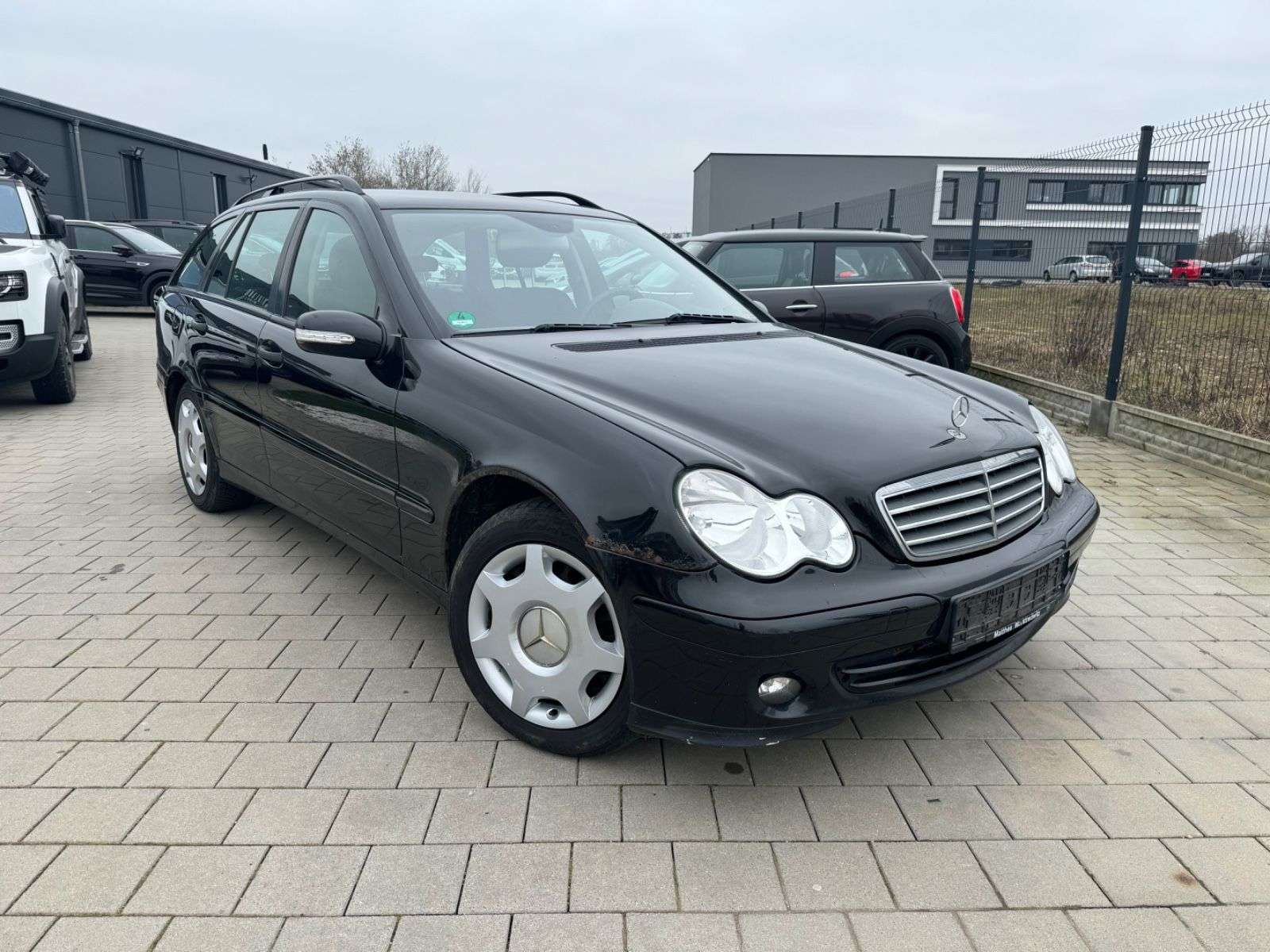 Second hand Mercedes Benz C-Class 180