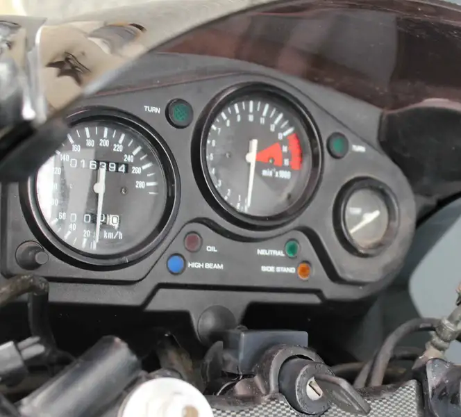 Honda CBR 600 - foto 6