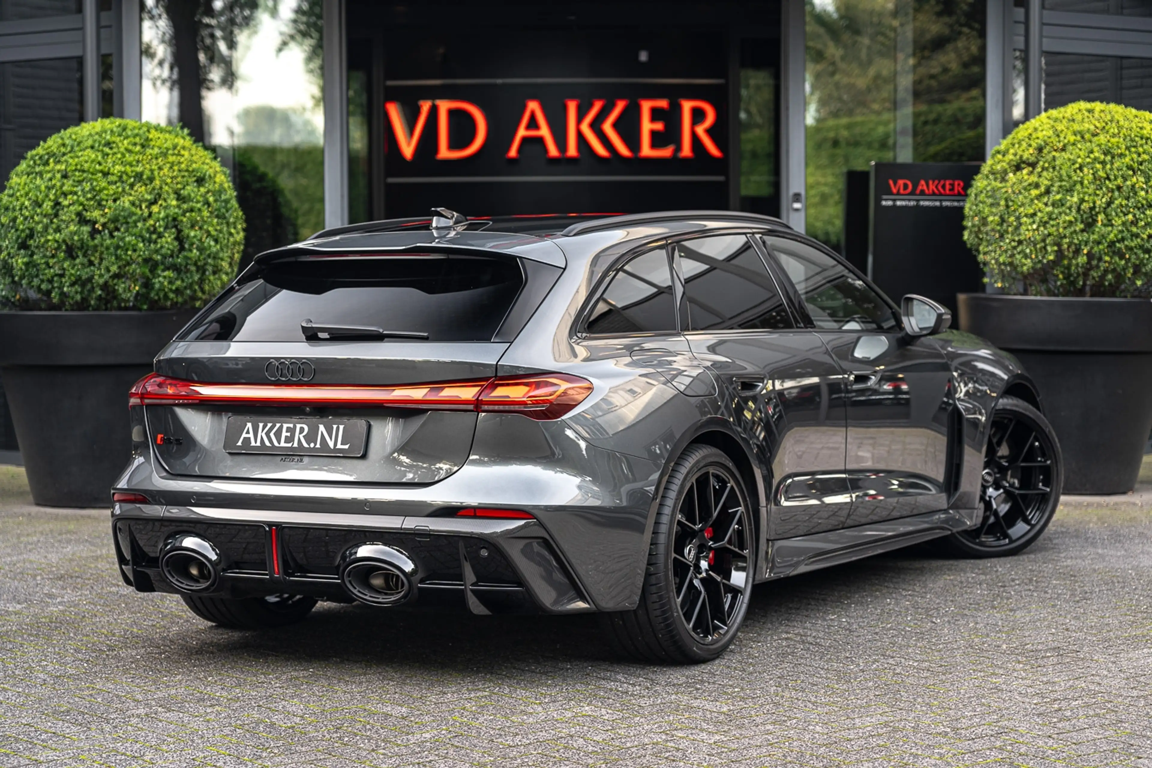 Audi RS5 Avant 2.9 TFSI | Carbon in- & exterieur | Audi Spo — photo 2