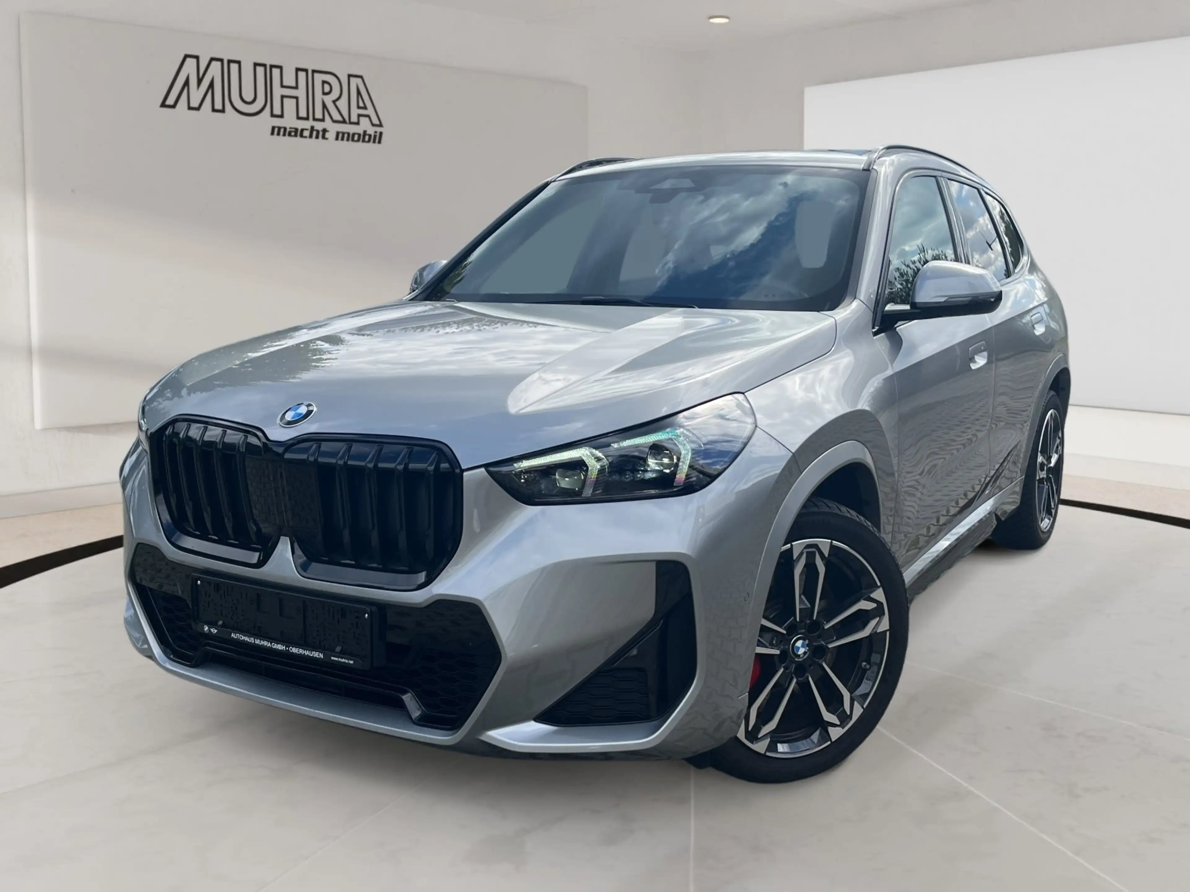 BMW X1 sDrive20i M Sport Pro 19" AHK Pano LED — photo 2