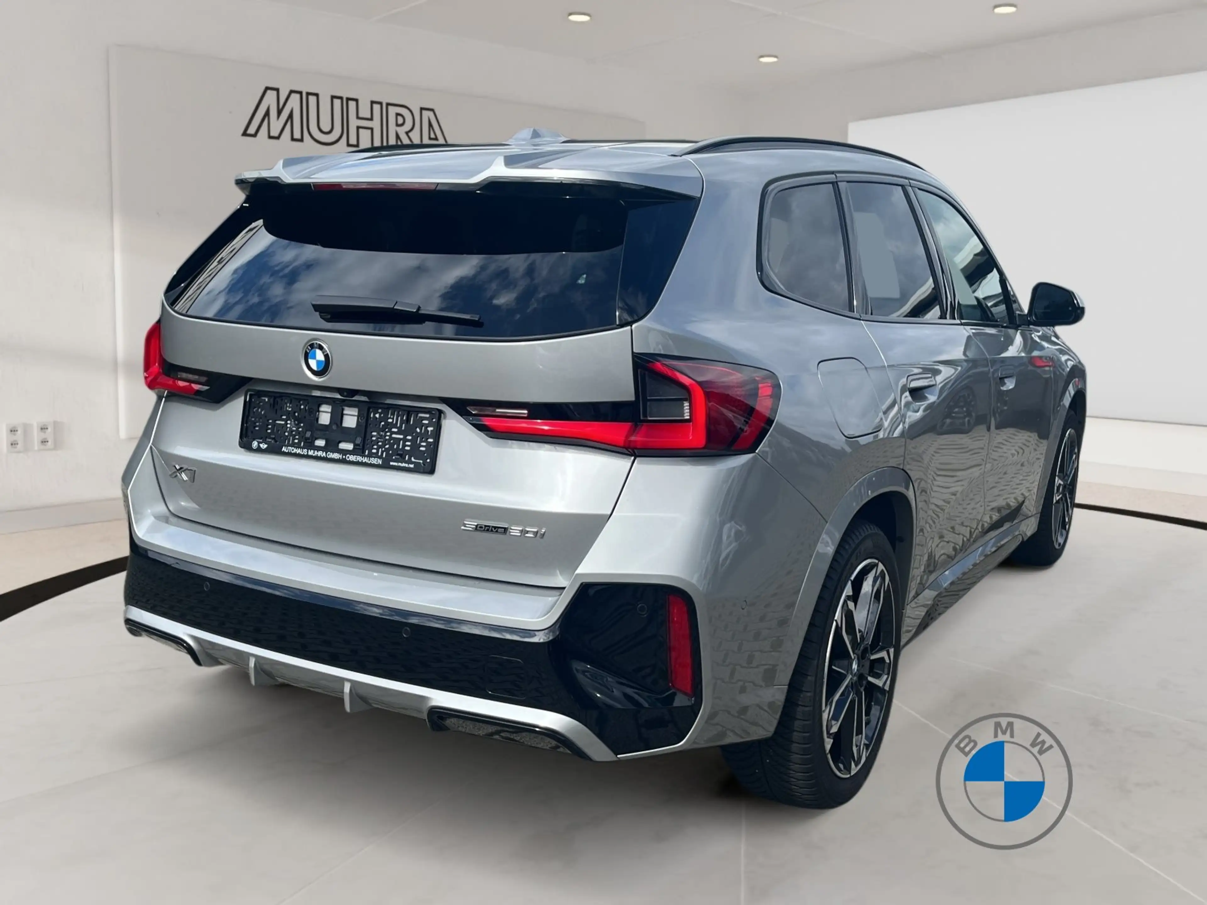 BMW X1 sDrive20i M Sport Pro 19" AHK Pano LED — photo 5