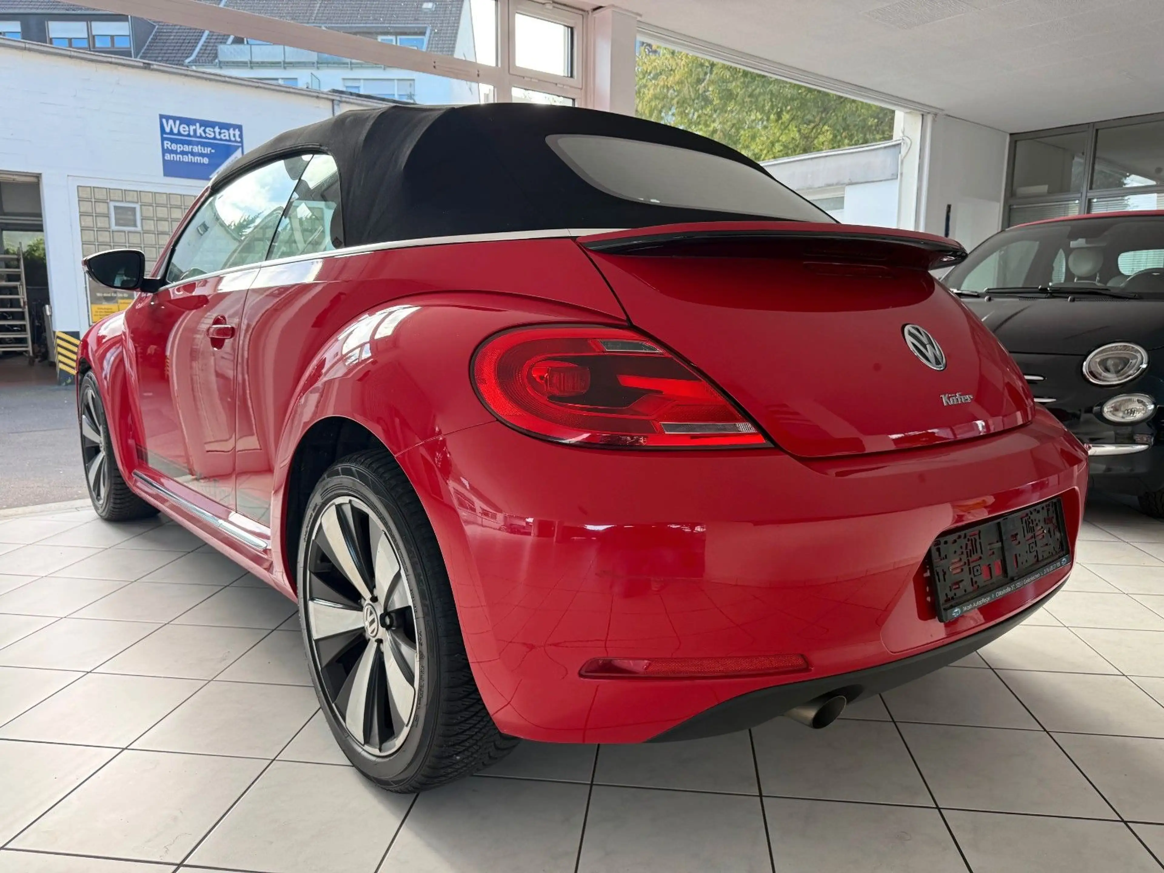 Volkswagen Beetle Cabriolet 1.2 TSI Design BMT — photo 12