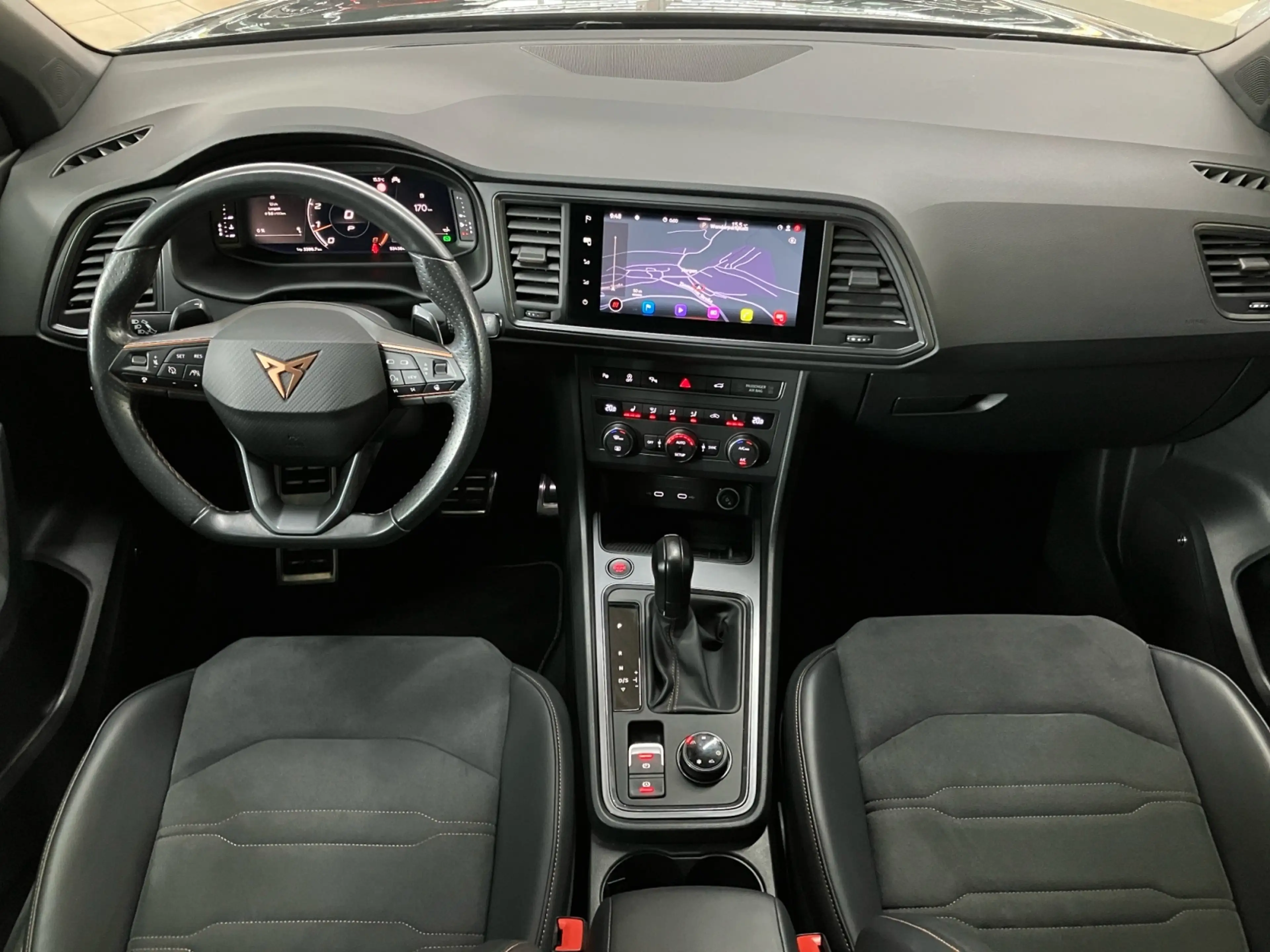 CUPRA Ateca 2.0 TSI DSG VZ AHK Pano LED Kamera — photo 10