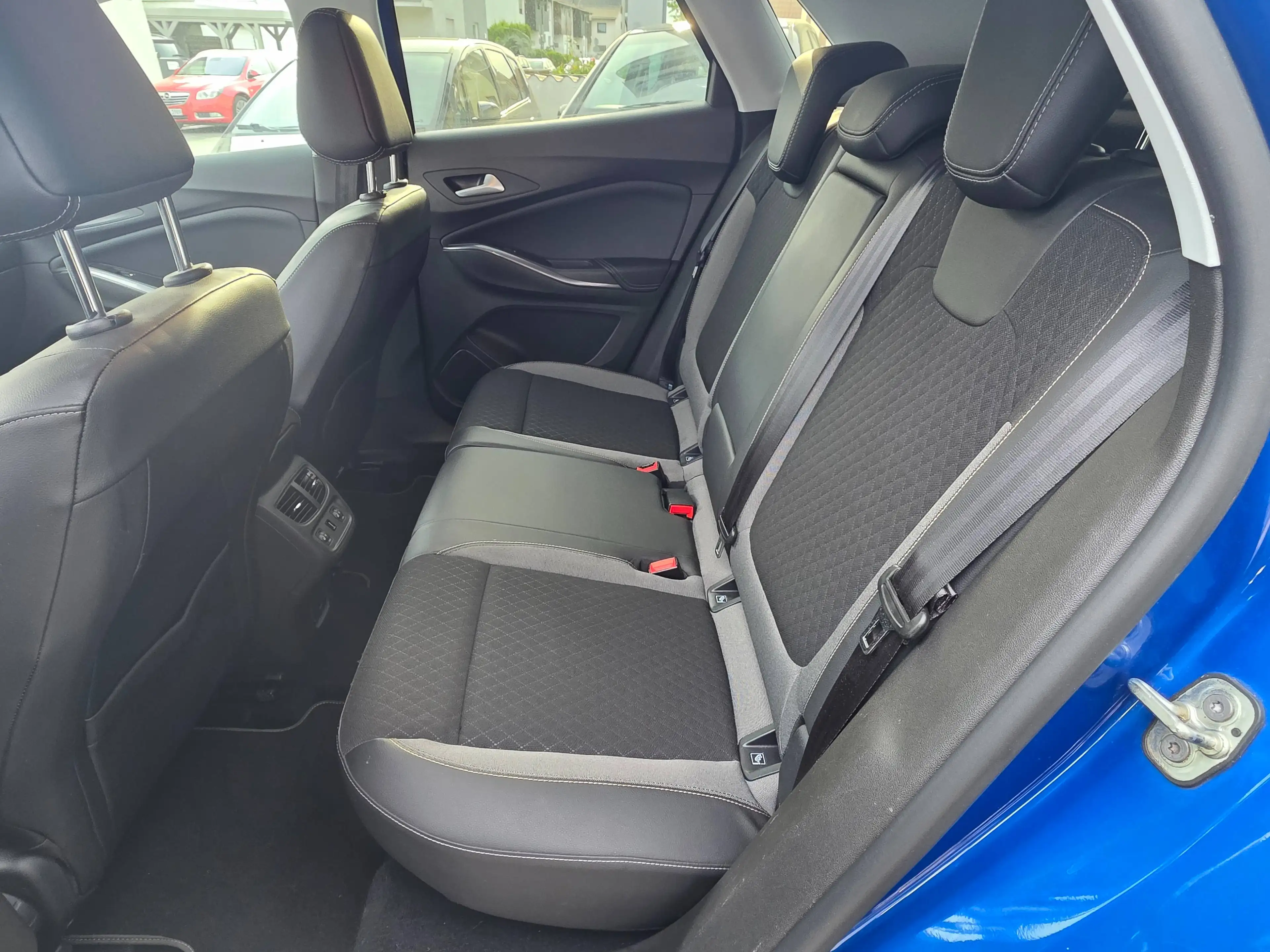 Opel Grandland X Grandland X 1.2 Start/Stopp Edition *Garantie *Allwetterreifen *Nichtraucher *Klimaautomatik — photo 11