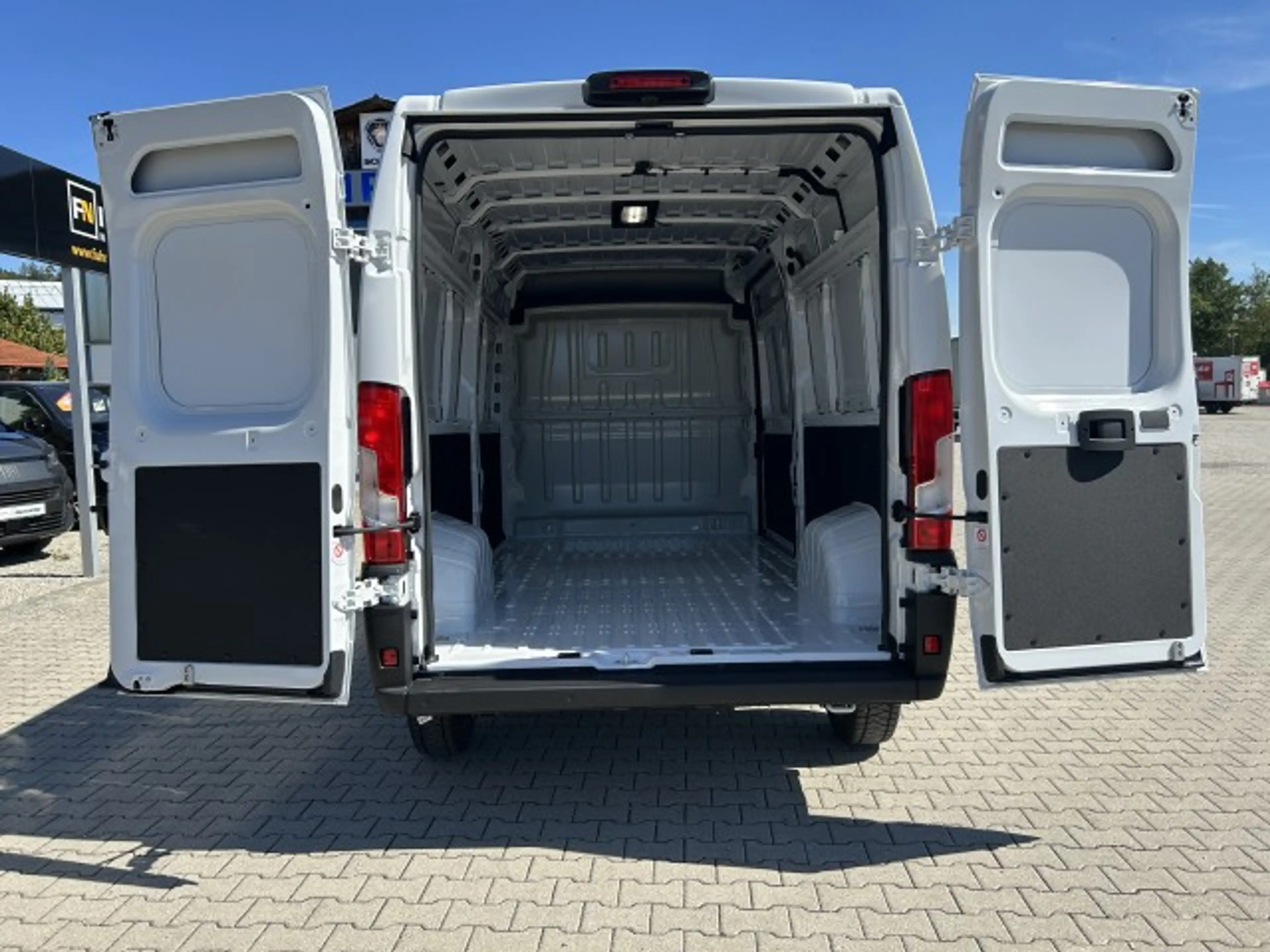 Fiat Ducato KASTENWAGEN MAXI 35 L3H2 140 MT — photo 7