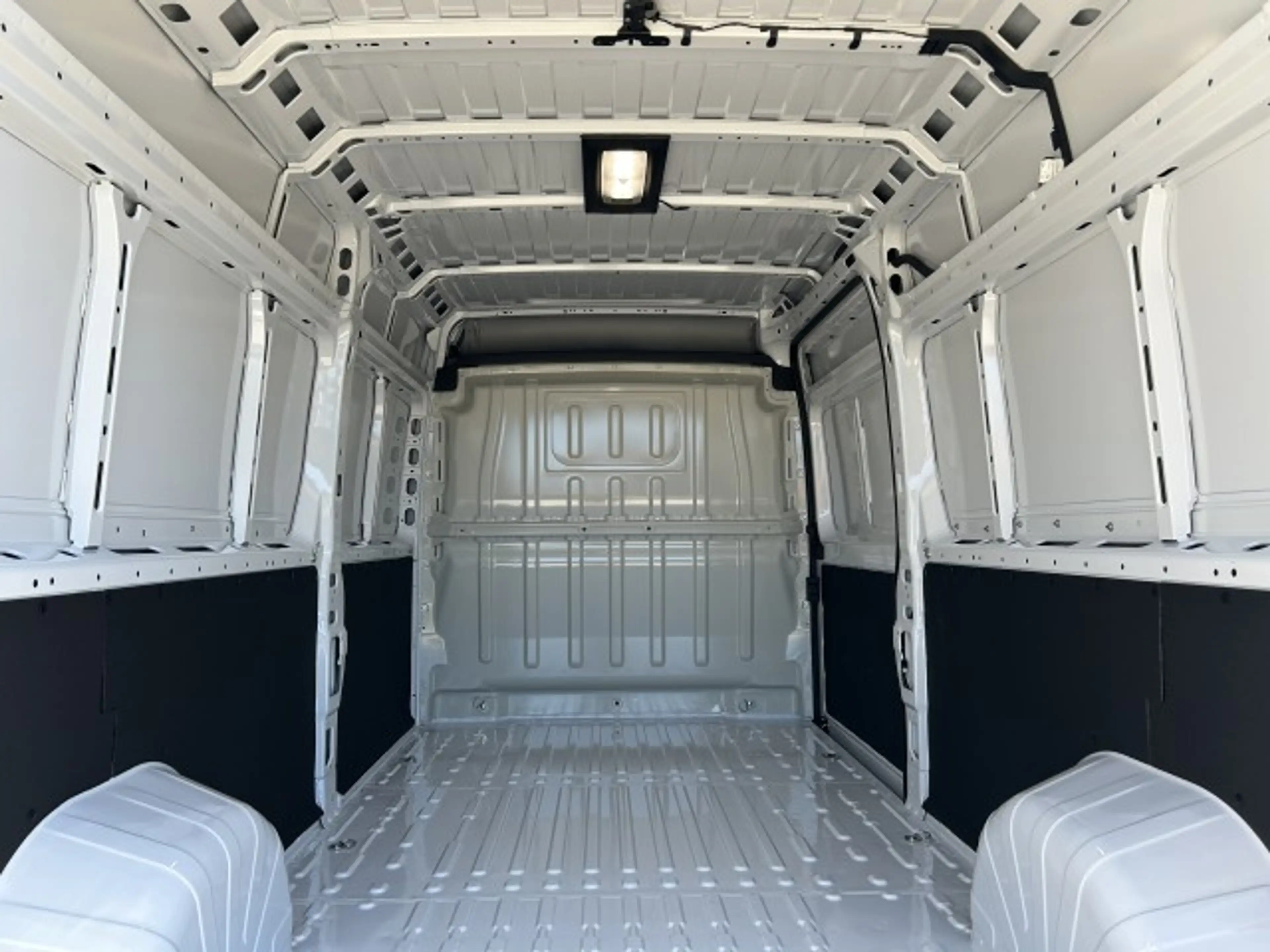Fiat Ducato KASTENWAGEN MAXI 35 L3H2 140 MT — photo 9