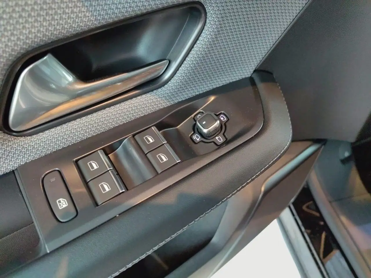Opel Grandland X Grandland GS 1.2 Turbo Hybrid Komfort+Tech-Paket 17