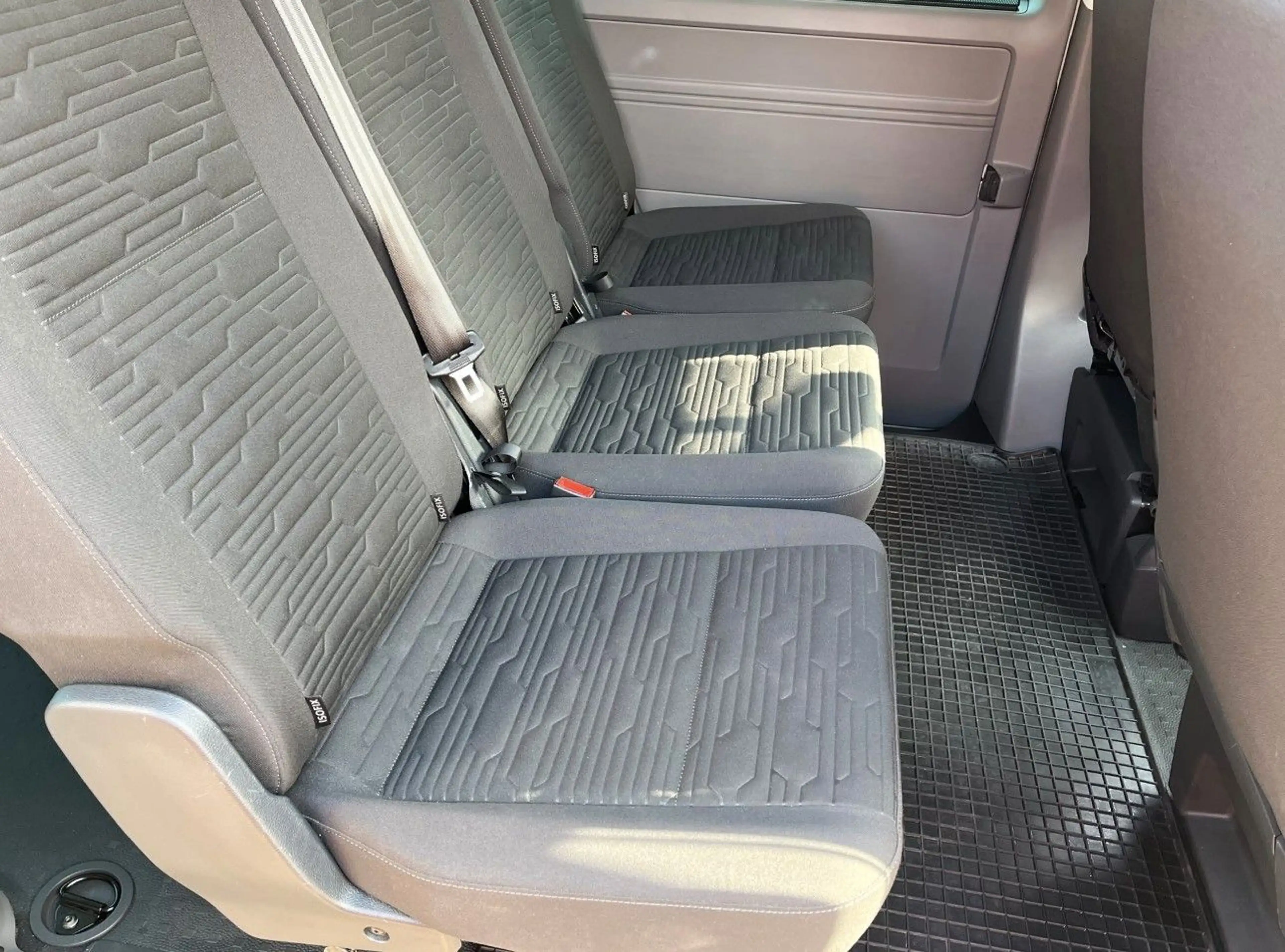 Volkswagen Others T6.1 Caravelle Comf. DSG 4m StHz 2-Schieb 5-Sitz — photo 16