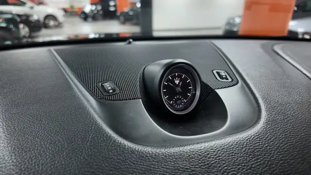 Maserati Levante view 30