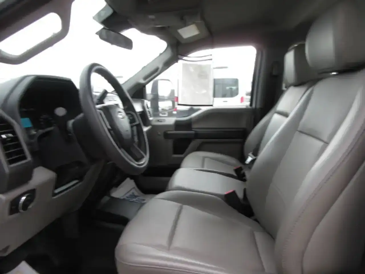 Ford F-250 Super Duty снимка Ford F-250 Super Duty
