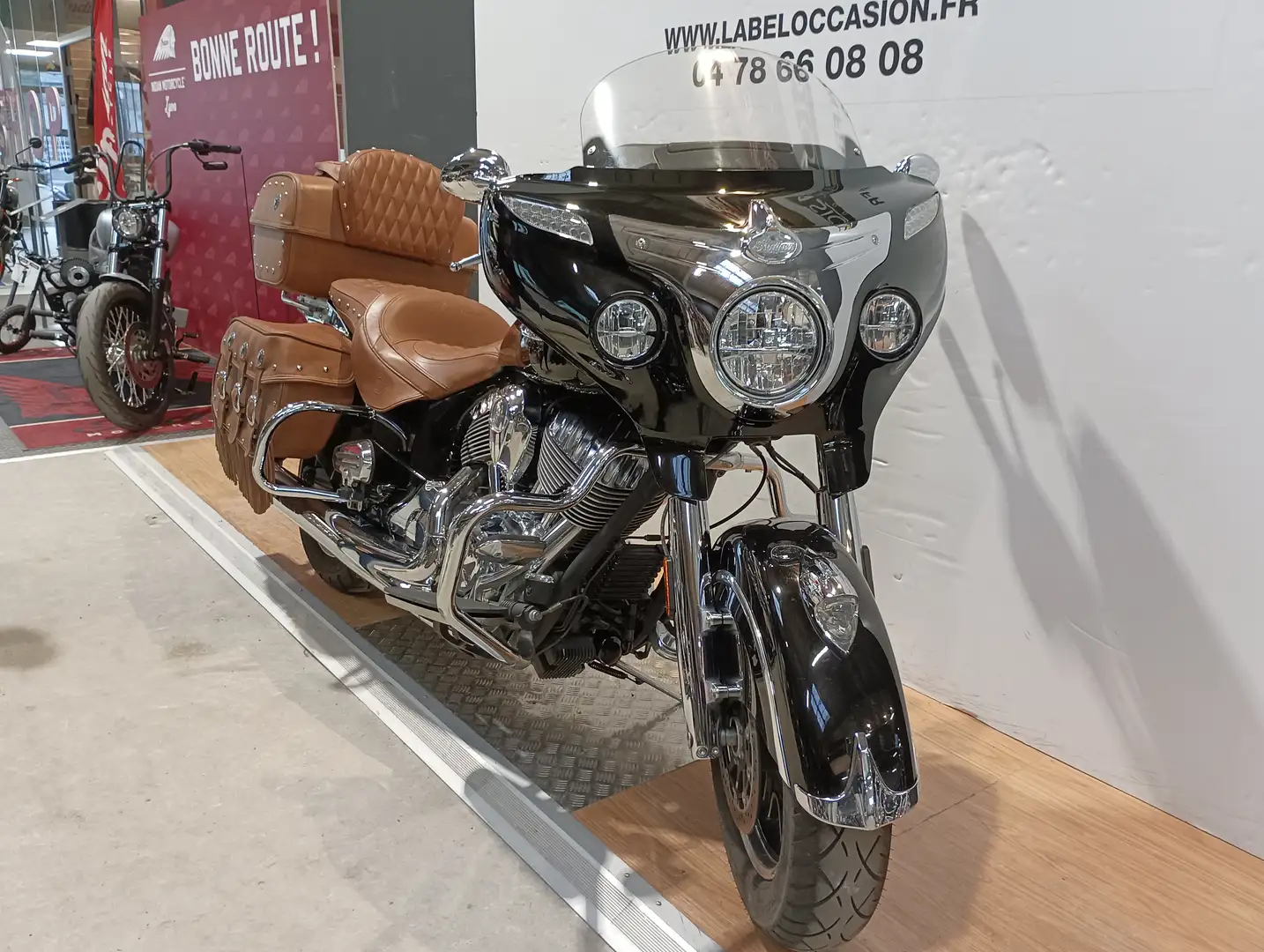 Indian Roadmaster Nero - 2