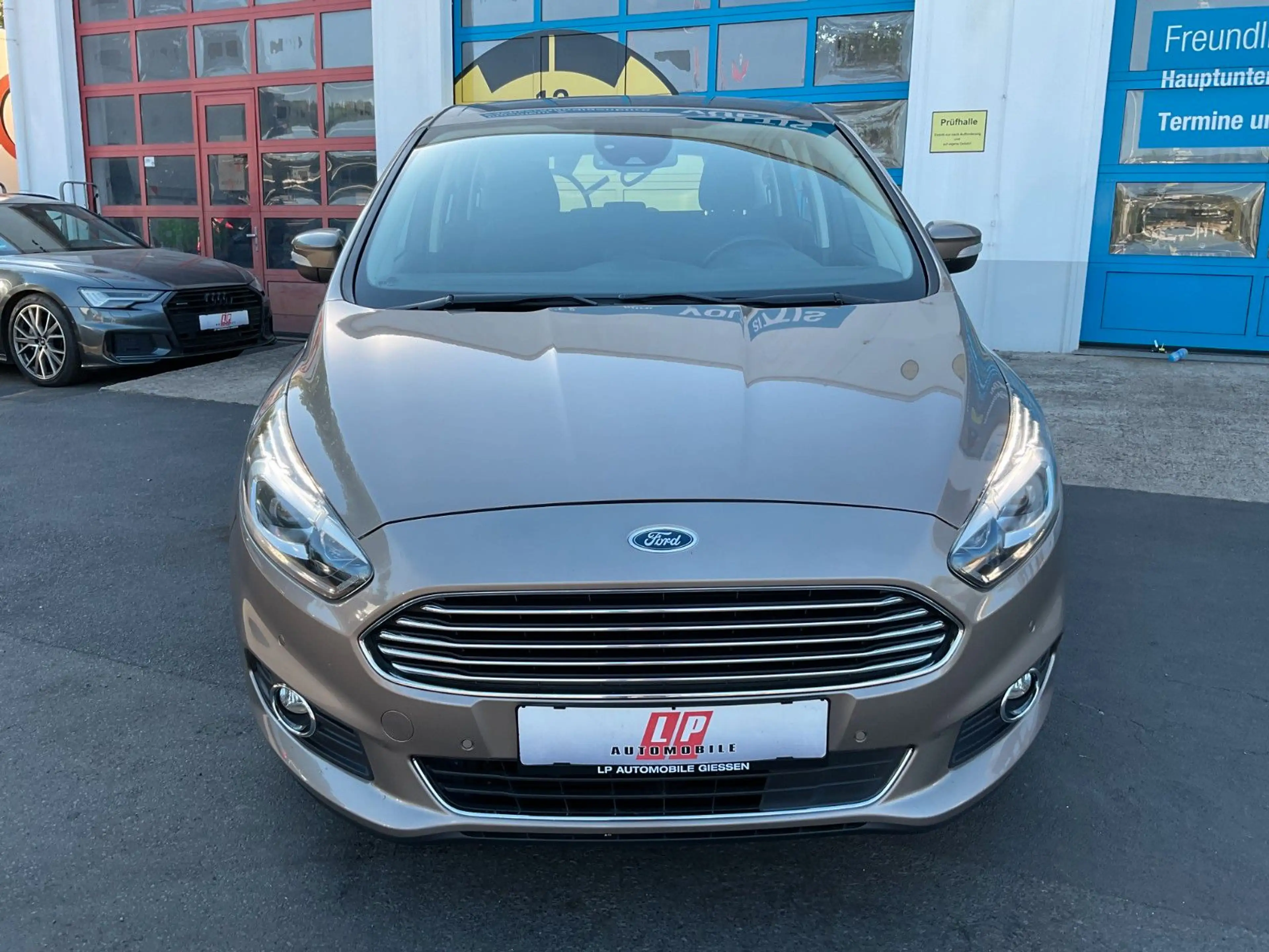 Ford S-Max 2.0 D Titanium Kamera Navi SHZ 1.Hand — photo 2