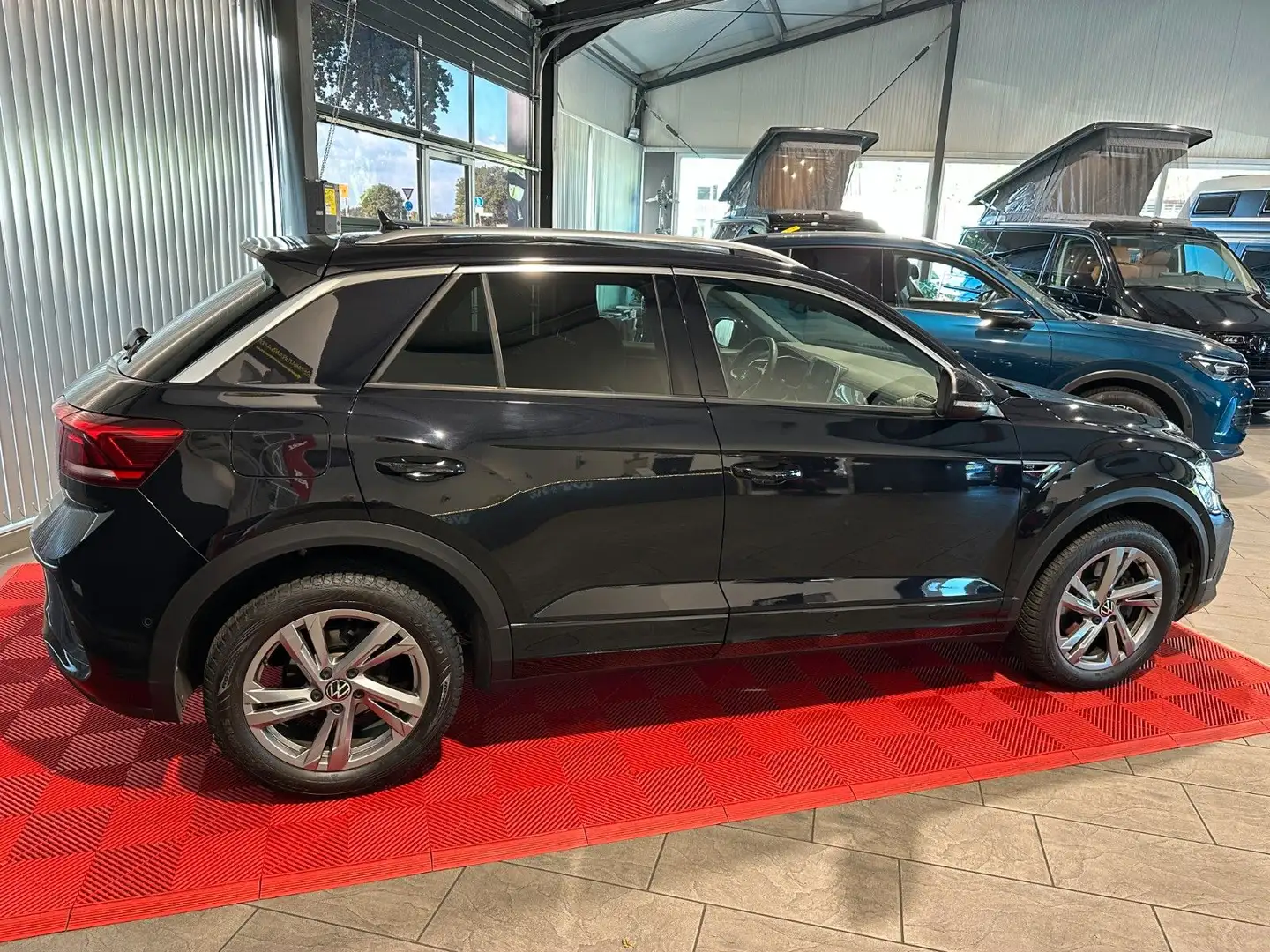 Volkswagen T-Roc R-Line ACC LED AHK Digital Zwart - 2