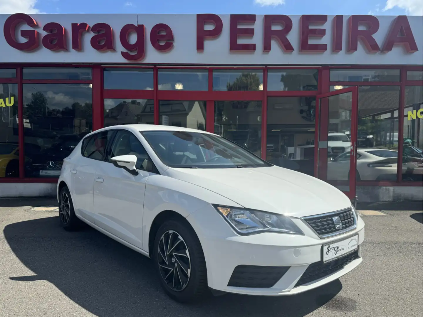 SEAT Leon NAVI 1 HAND FACELIFT Blanco - 1
