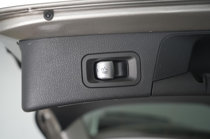 Mercedes-Benz C 300 d T 9G-Tronic Exclusive Pano/AHK/Kamera(Hu — photo 9