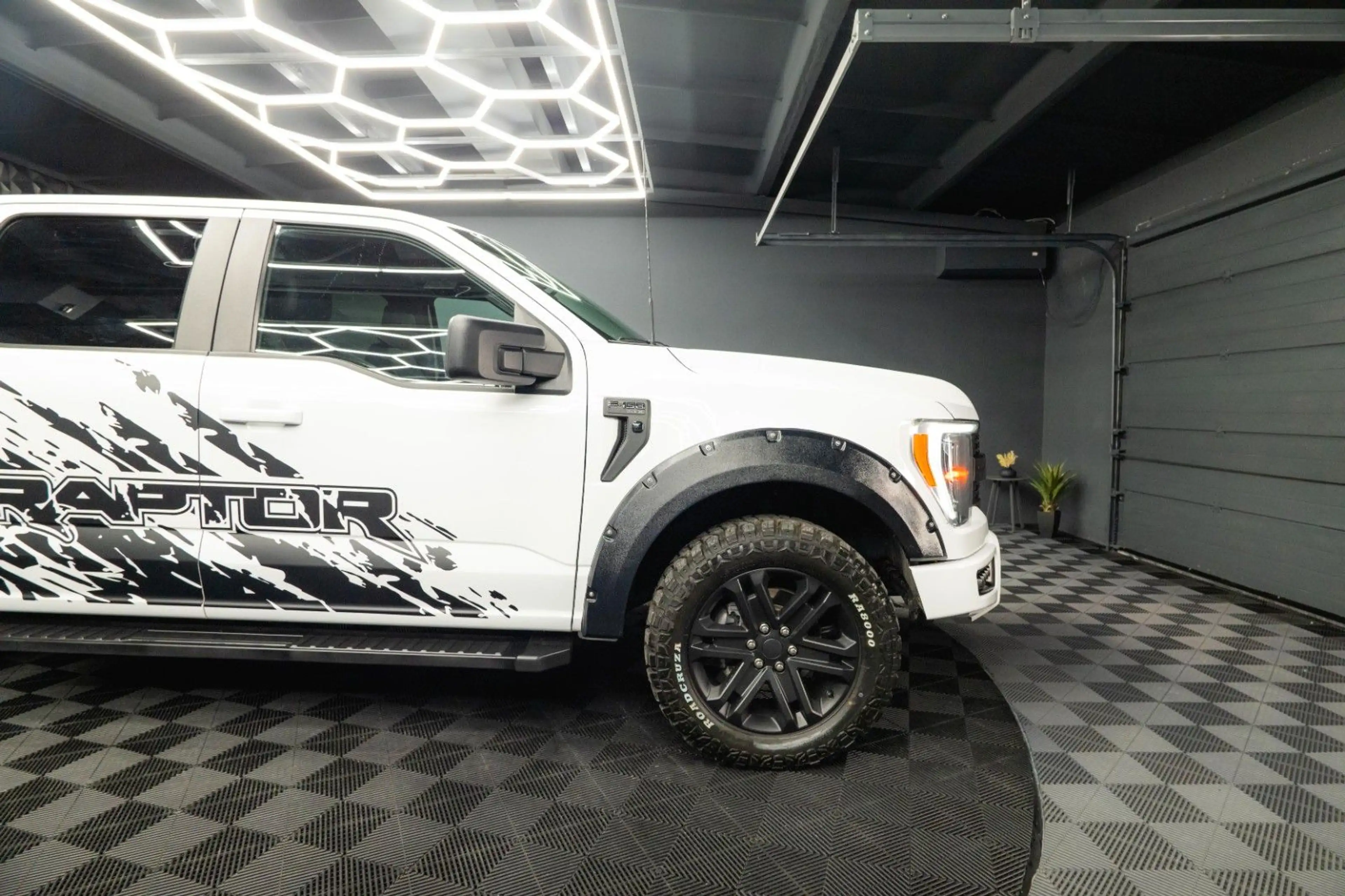 Ford F 150 F150 5.0L V8 4x4 Offroad SuperCrew RAPTOR 19% — photo 11