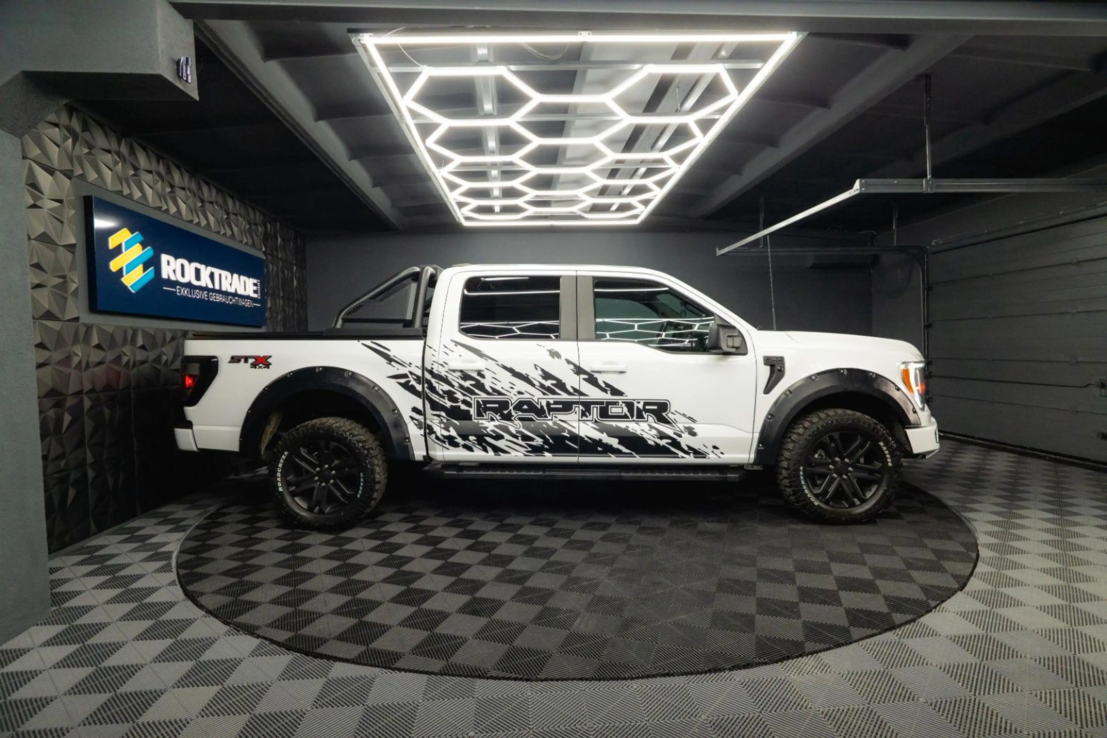 Ford F 150 F150 5.0L V8 4x4 Offroad SuperCrew RAPTOR 19% — photo 8