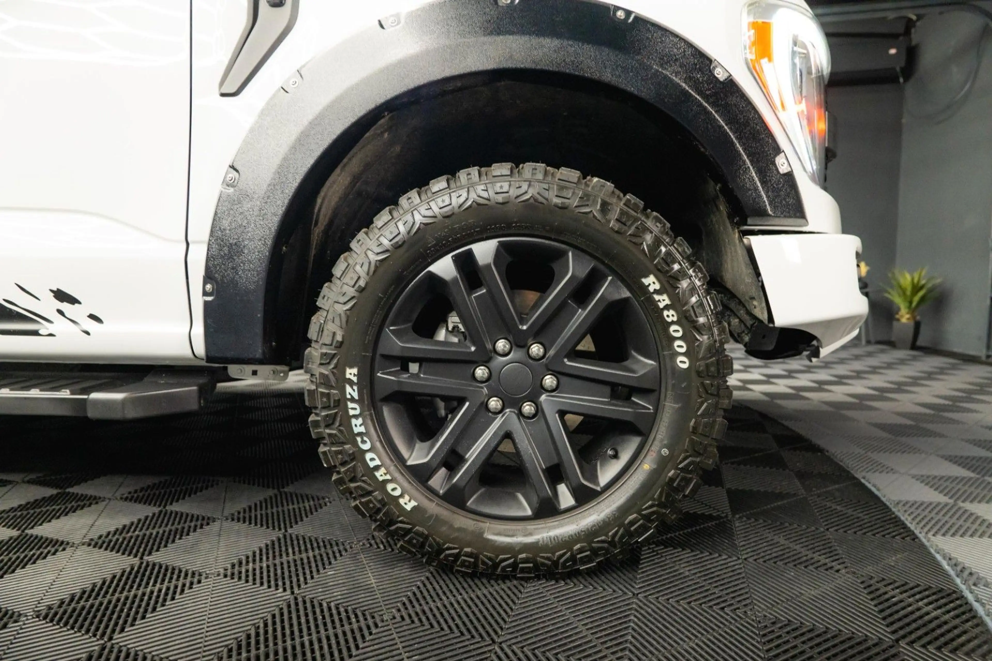 Ford F 150 F150 5.0L V8 4x4 Offroad SuperCrew RAPTOR 19% — photo 12