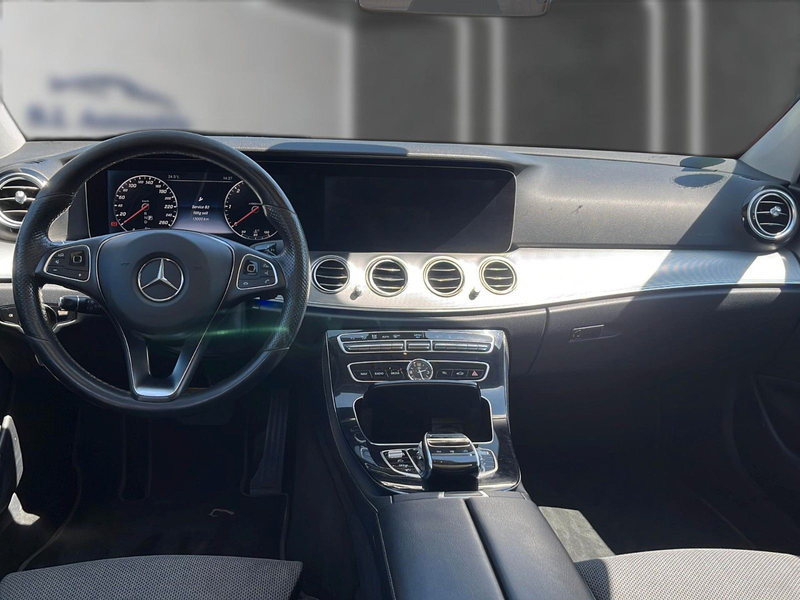 Mercedes-Benz E 220 E T-Modell E 220 d Wagen Nr. 020 — photo 11