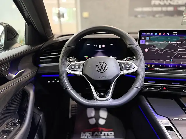 Volkswagen Passat Kombi 2.0 TDI  R-Line 4motion DSG *HEAD-UP*AHK*... Ansicht 18