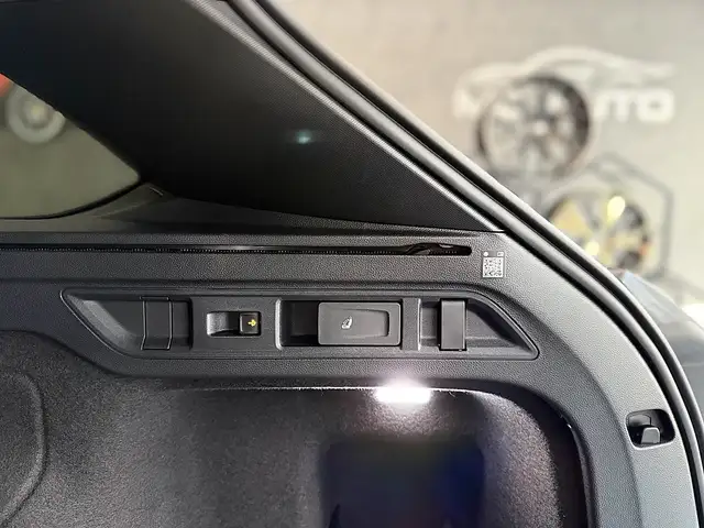 Volkswagen Passat Kombi 2.0 TDI  R-Line 4motion DSG *HEAD-UP*AHK*... Ansicht 42