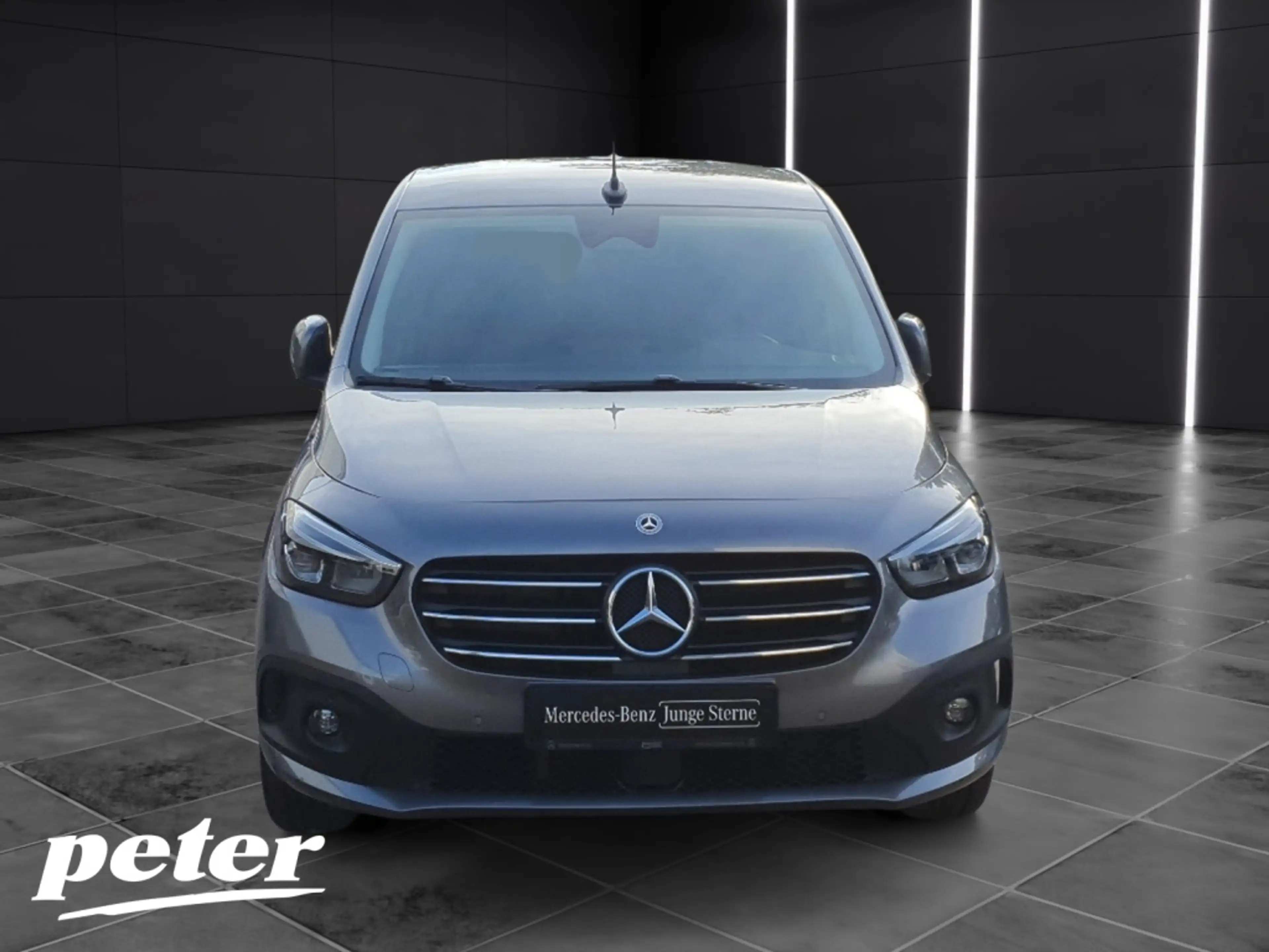 Mercedes-Benz T-Class T 180 PROGRESSIVE Lang 7-Sitzer*AHK*LED*Navi — photo 2
