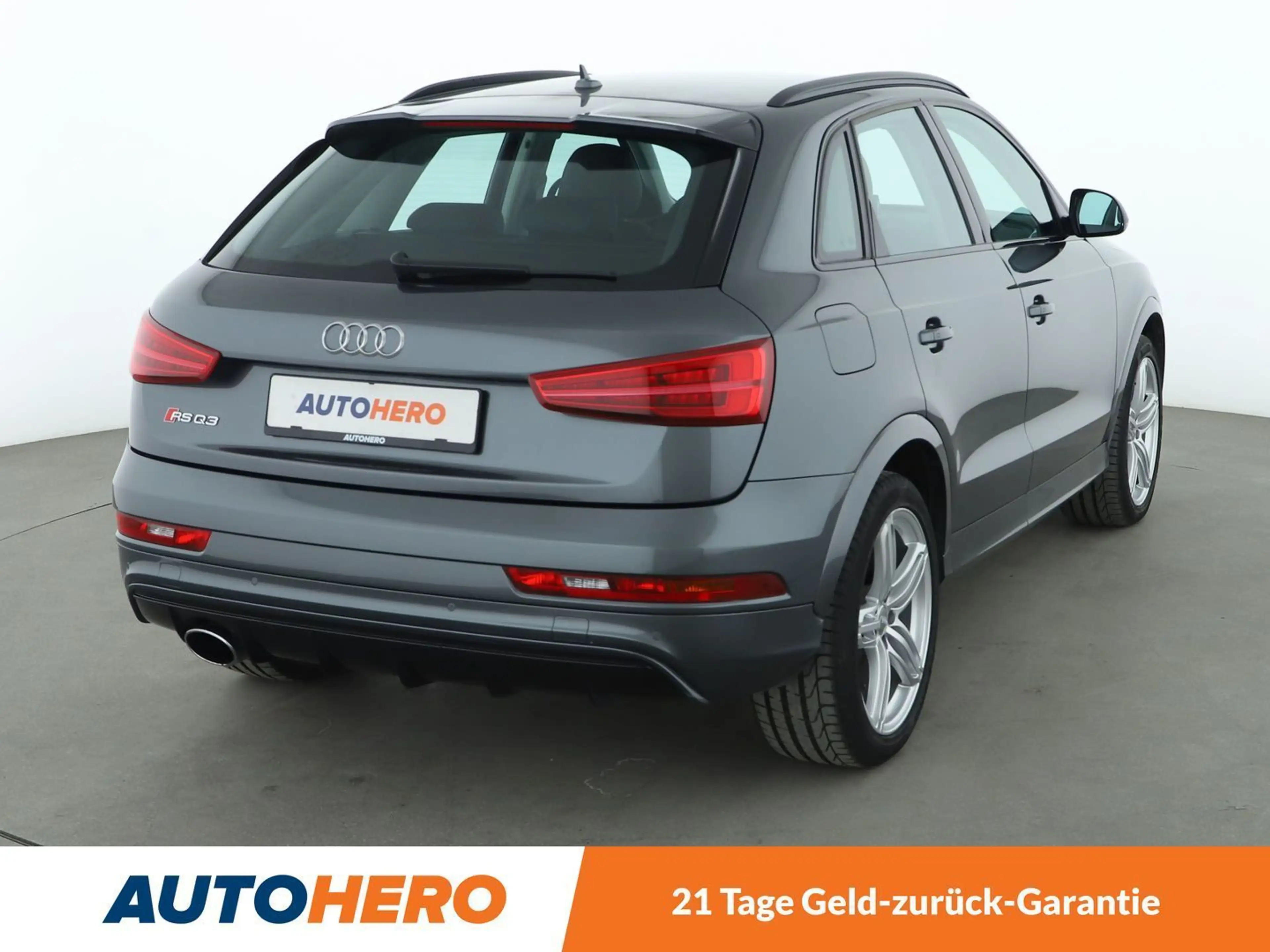 Audi RS Q3 2.5 TFSI quattro Aut.*NAVI*PDC*SHZ*ALU* — photo 6