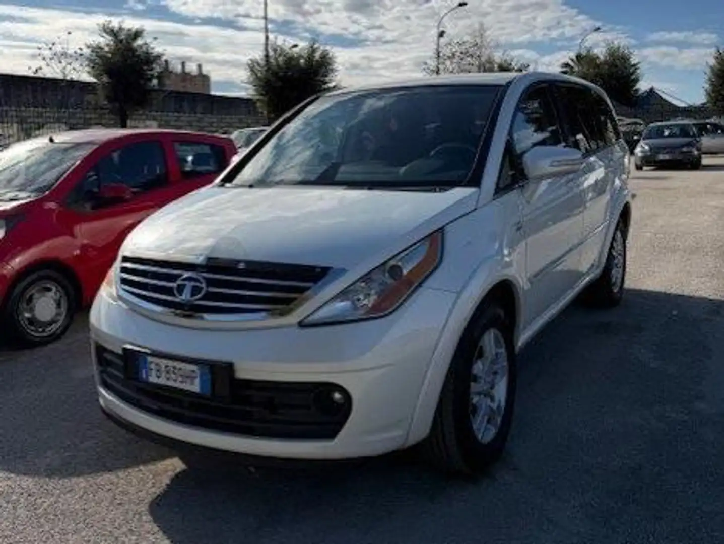 Tata Aria Aria 2.2 dicor 16v Prestige 4x4 Weiß - 2