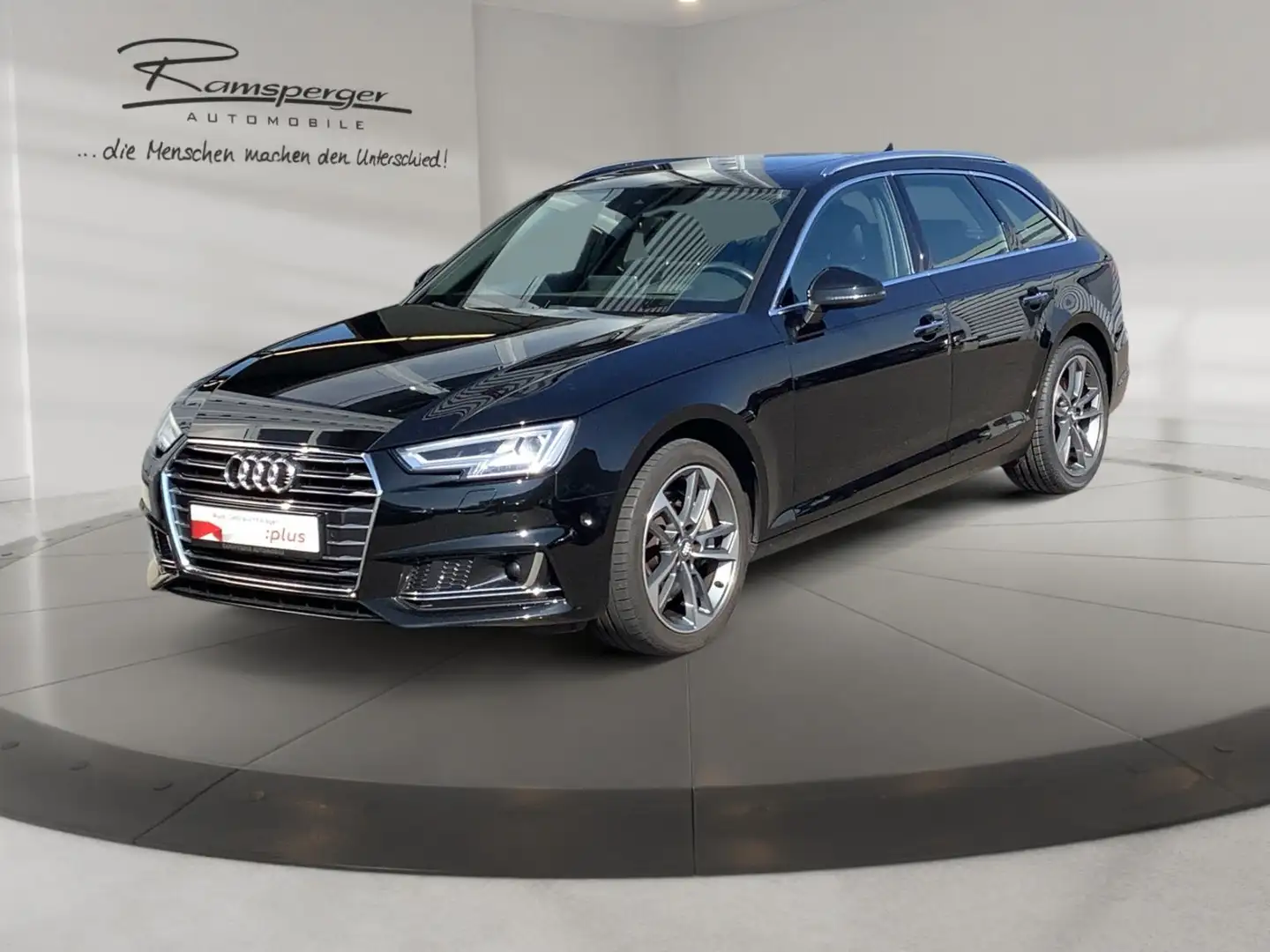 Audi A4 Design 45 TFSI LED ACC Kamera Pano AHK Nero - 2