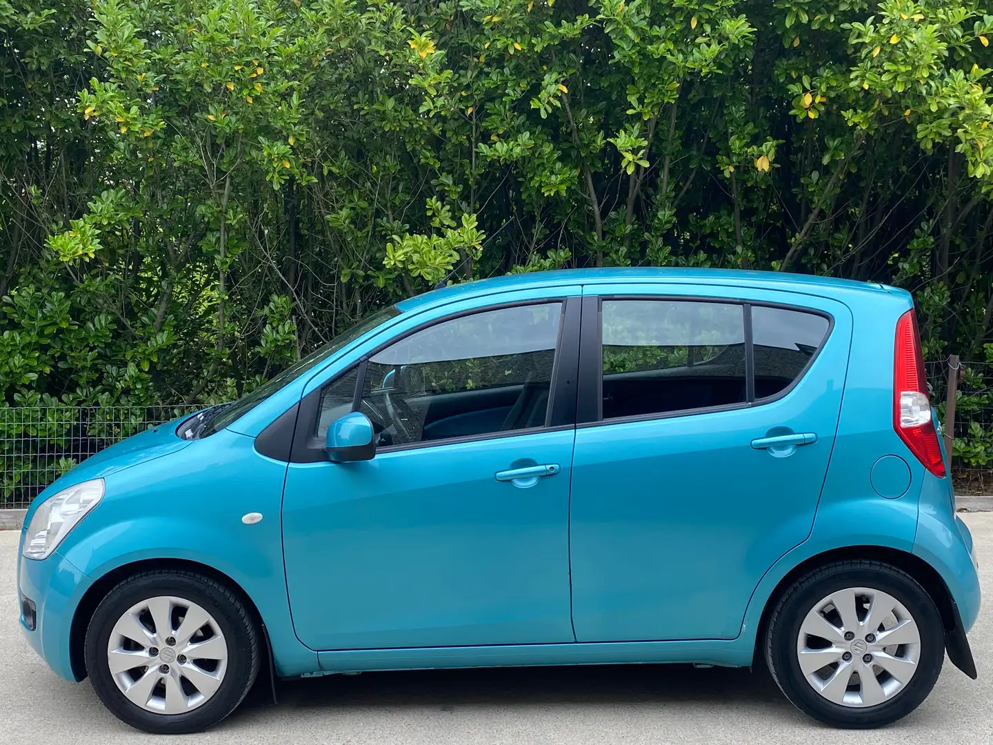 Suzuki Splash Splash 1.2i /FAIBLE KM /AIRCO /PRÊTE À IMMAT Bleu - 2
