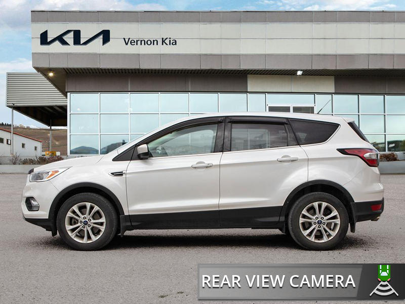 2017 Ford Escape SE  Turbocharged Efficiency! Fuel-Sipping EcoBoost — снимка 1