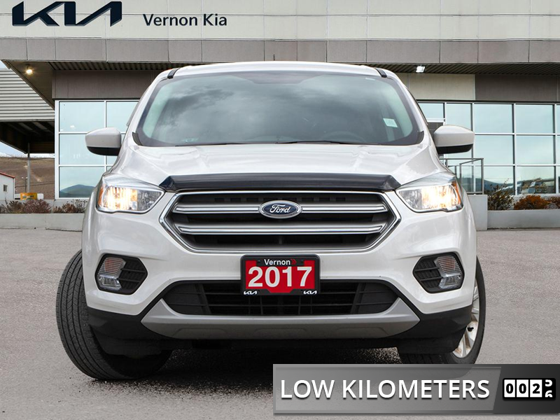 2017 Ford Escape SE  Turbocharged Efficiency! Fuel-Sipping EcoBoost — снимка 1