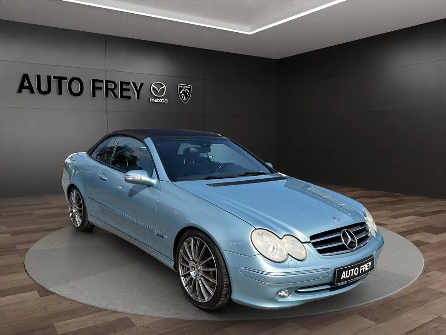 Mercedes-Benz CLK 500 Automatik Avantgarde Cabrio Blau - 1