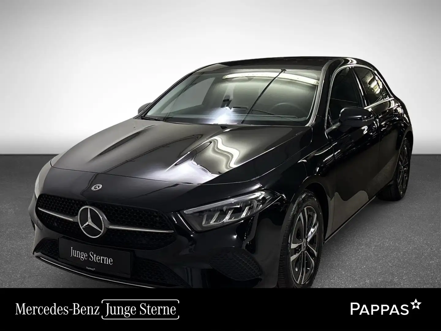 Mercedes-Benz A 180 Cam Navi SHZ Schwarz - 1