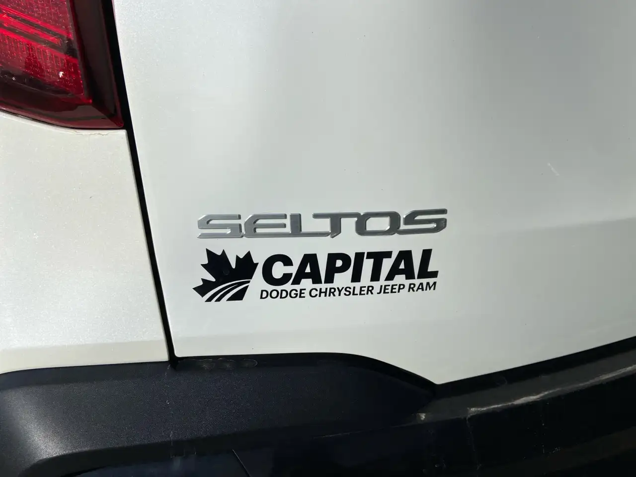 Kia Seltos снимка Kia Seltos