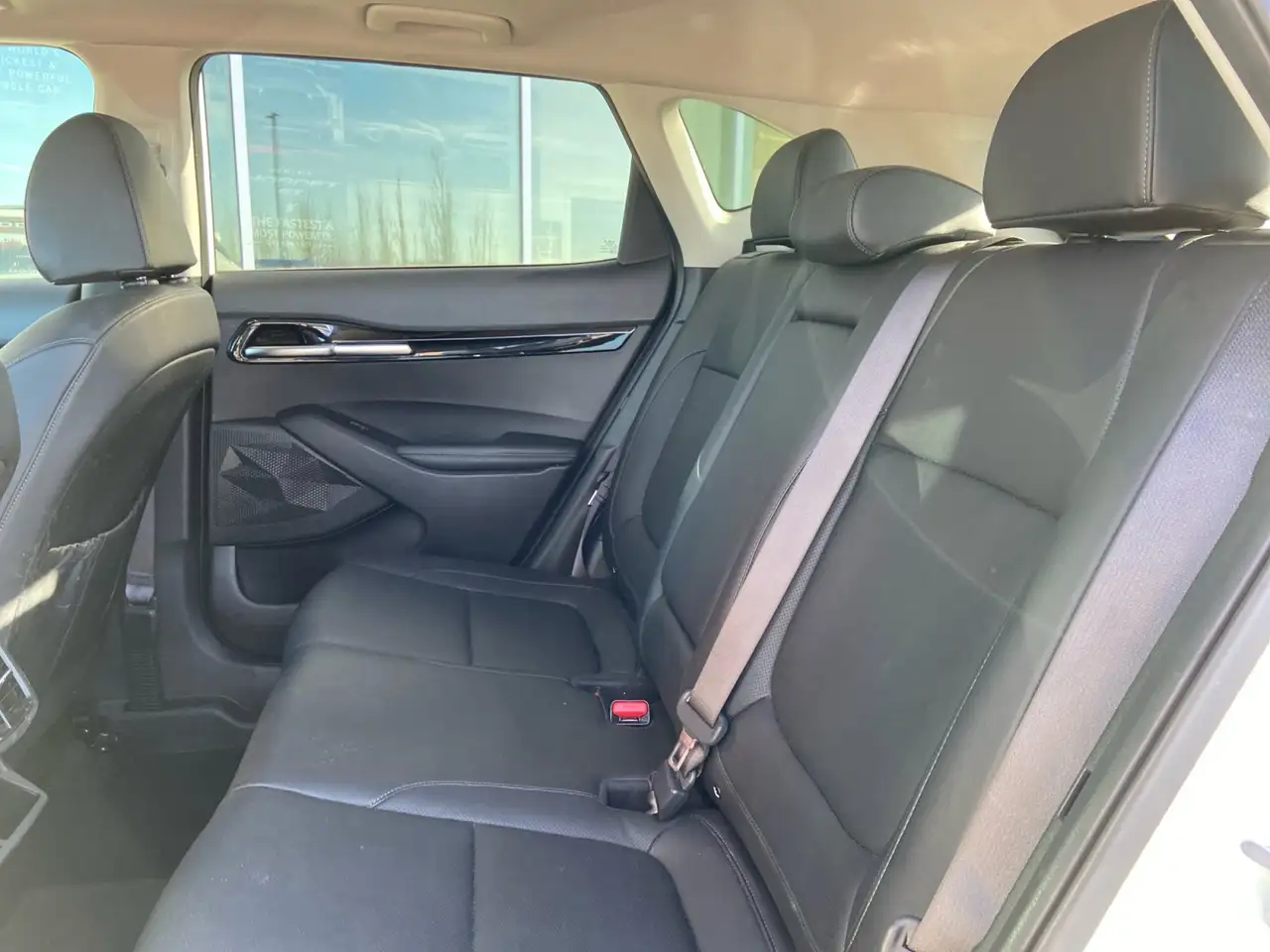 Kia Seltos снимка Kia Seltos